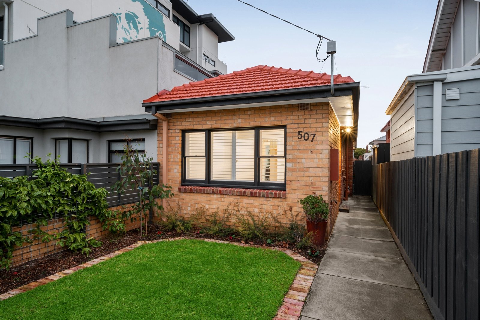 Property Gallery Thumbnail 12
