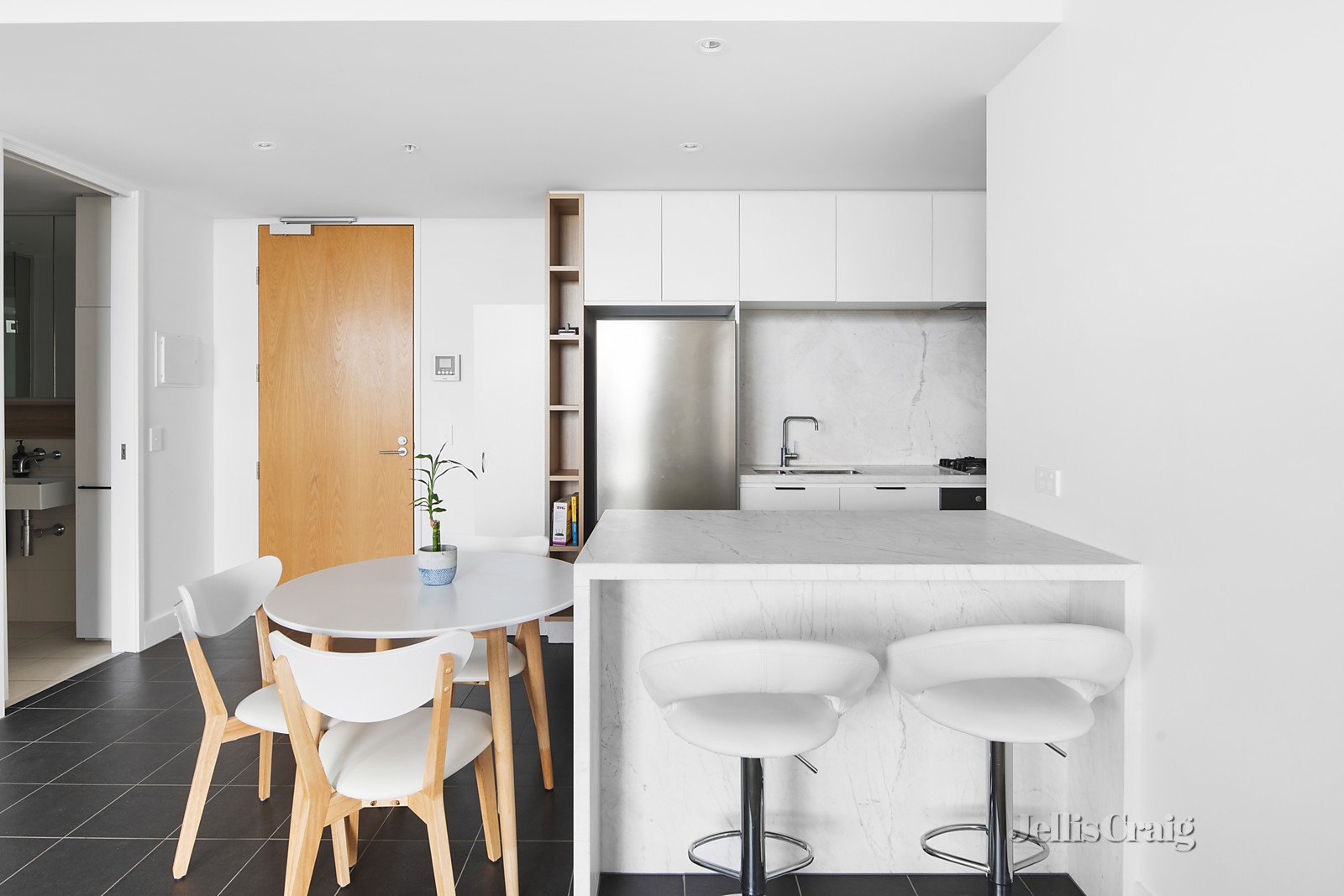 507/1 Westley Avenue, Ivanhoe image 1