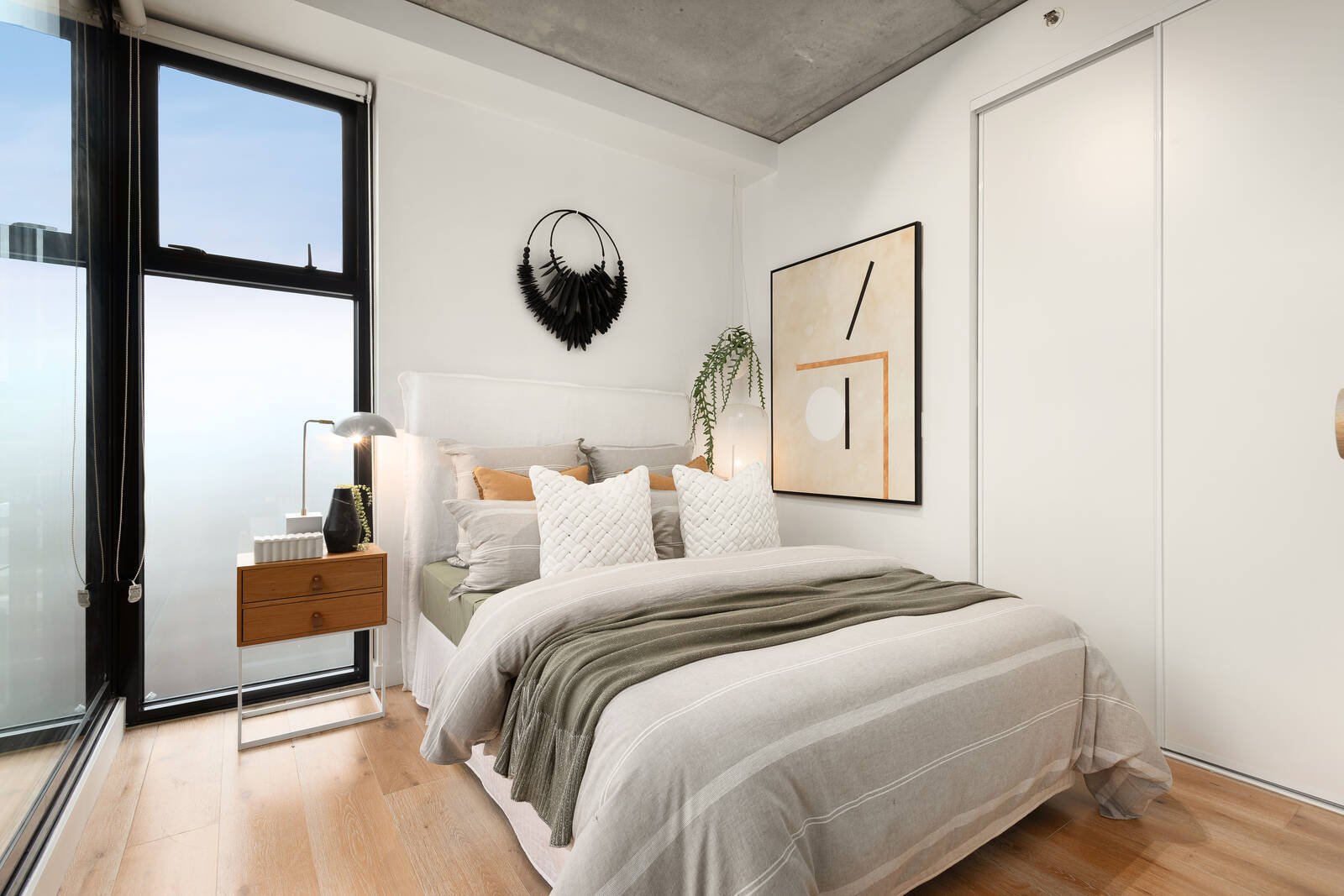 Property Gallery Thumbnail 4