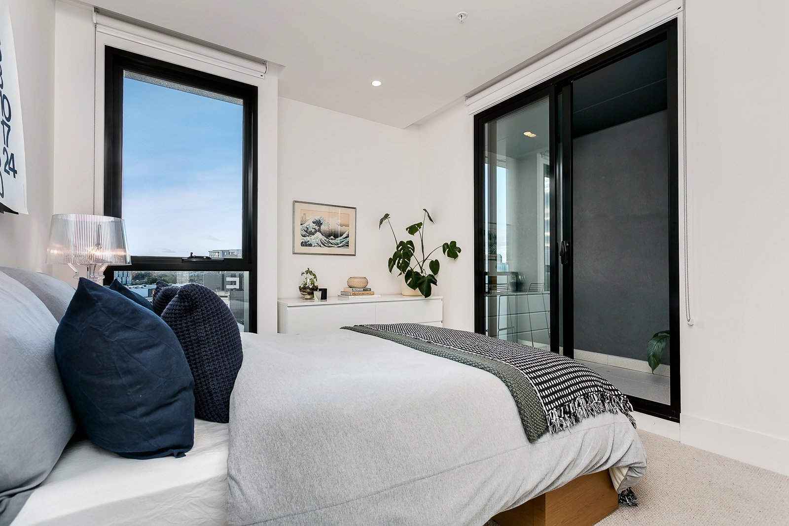 Property Gallery Thumbnail 6