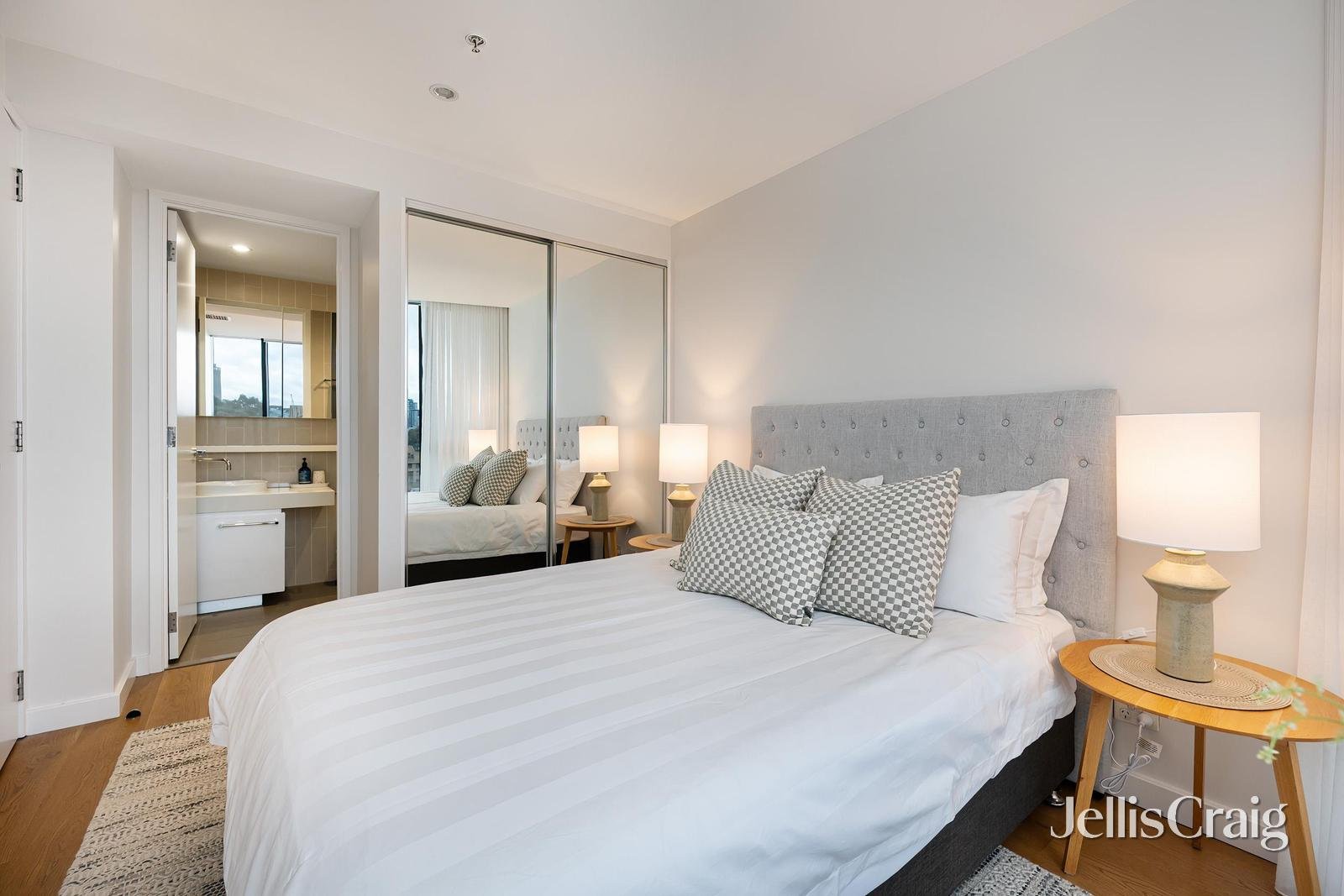 507/338 Kings Way, South&nbsp;Melbourne image 7