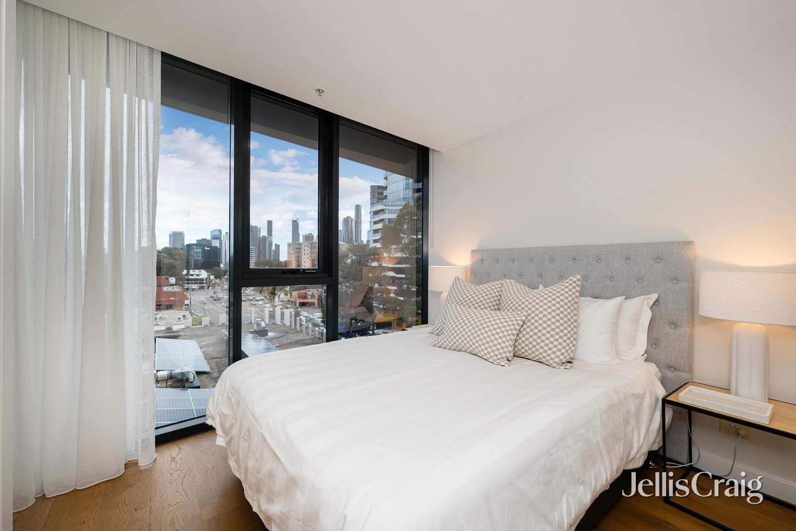 507/338 Kings Way, South&nbsp;Melbourne image 9