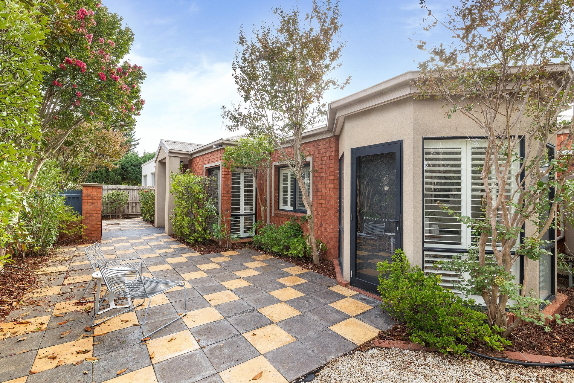 508 Bluff Road, Hampton image 1
