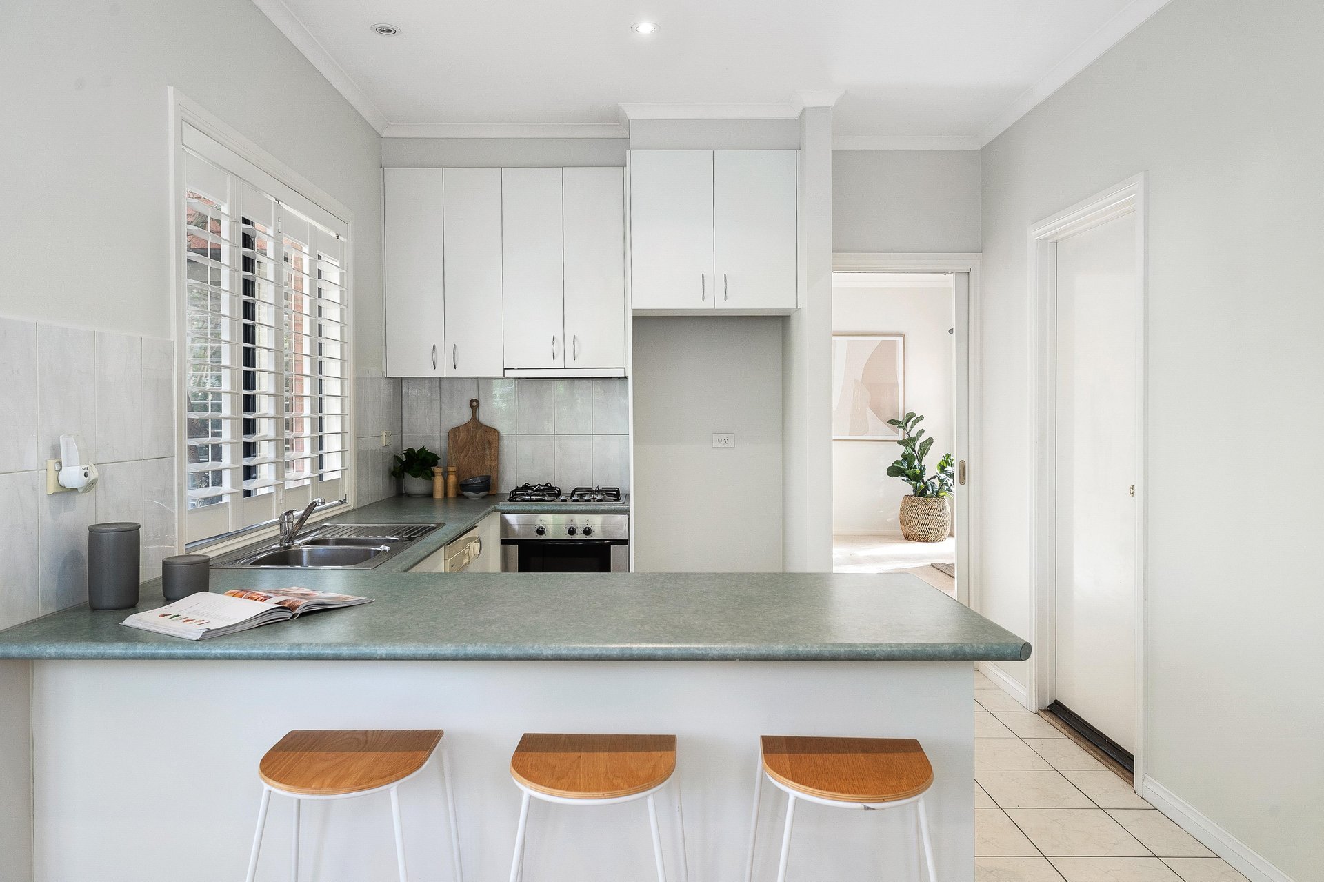 508 Bluff Road, Hampton image 2