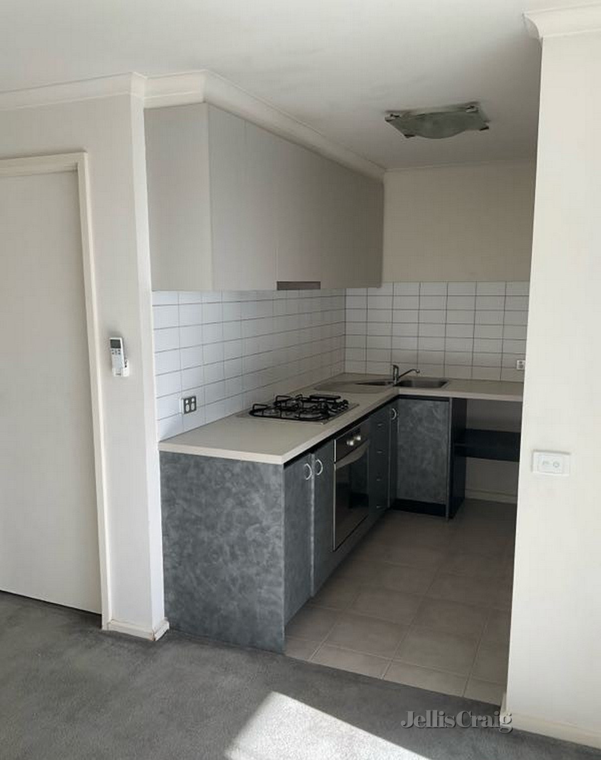 508/118 Dudley Street, West Melbourne image 3