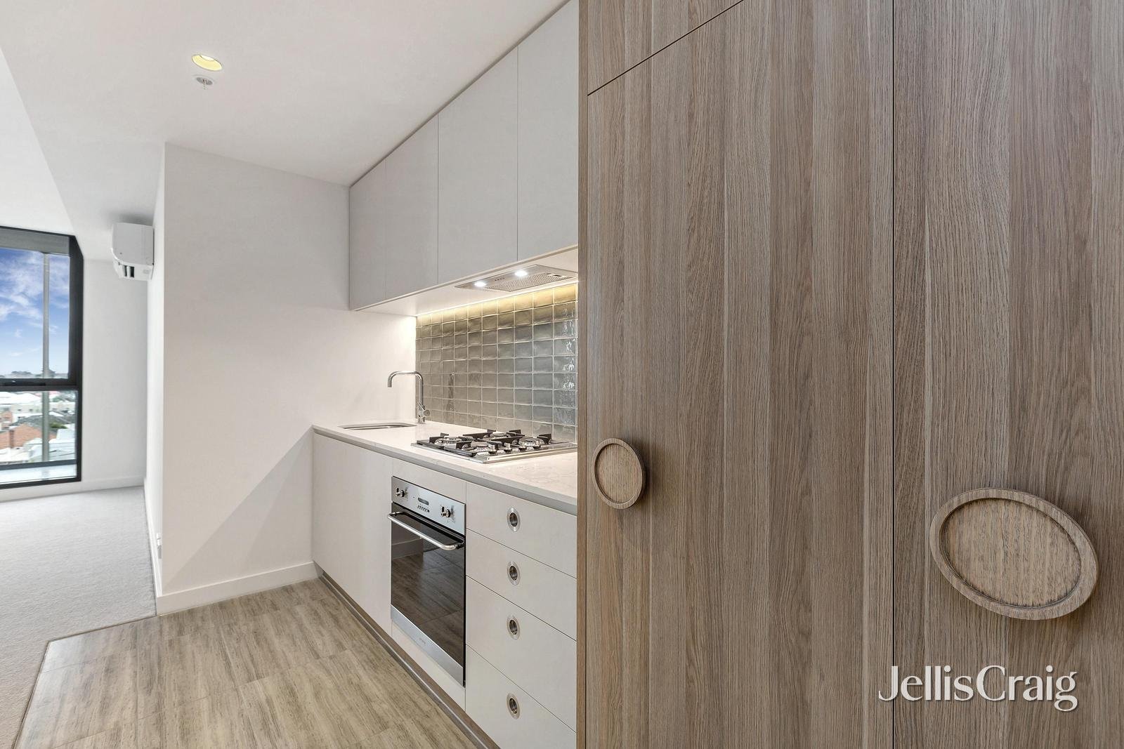 508/47 Nelson Place, Williamstown image 3