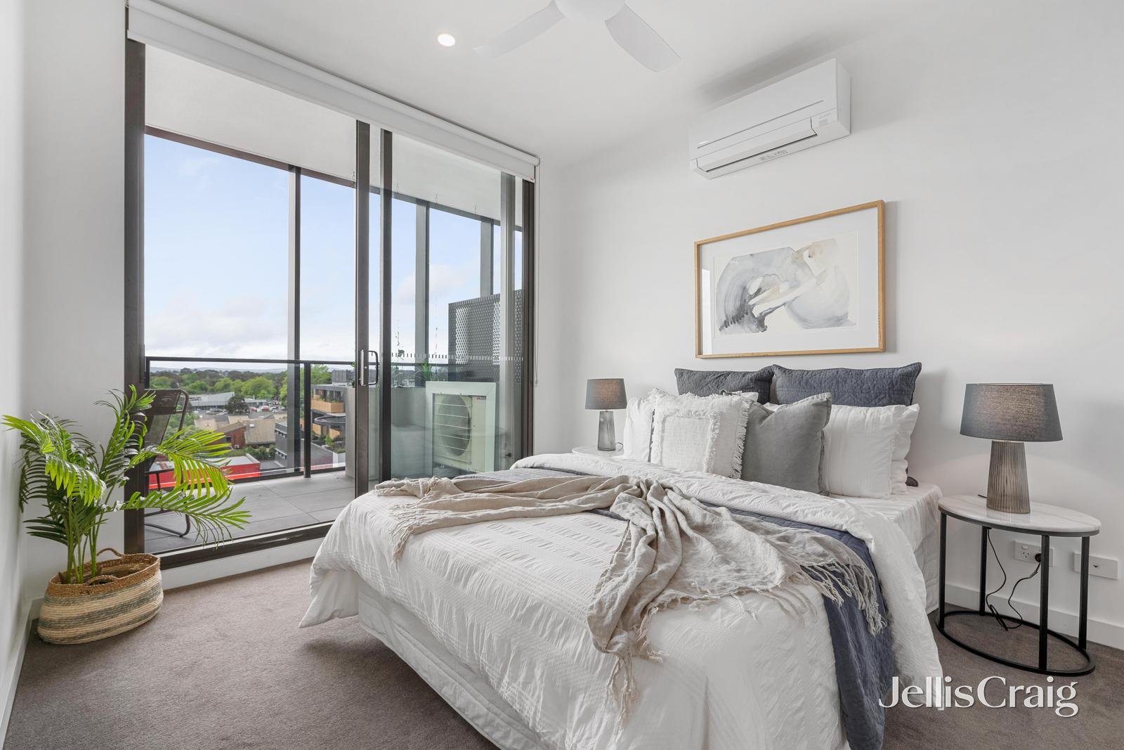 509/160 Whitehorse Road, Blackburn image 3