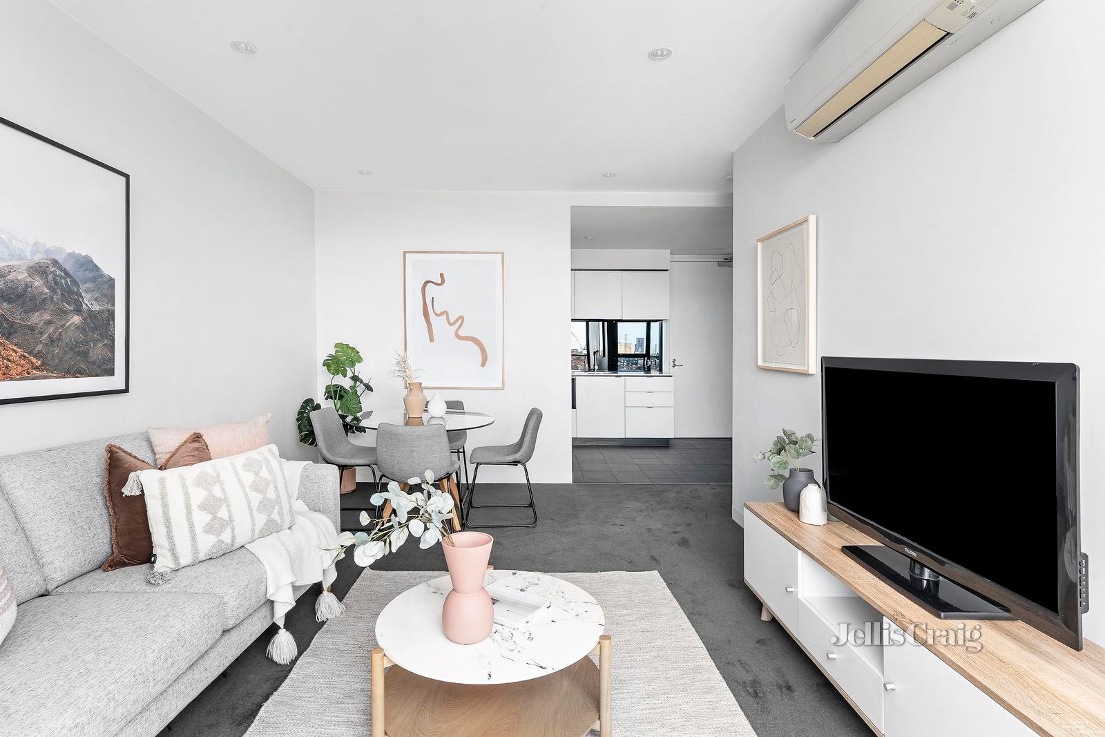 509/255 Racecourse Road, Kensington image 2
