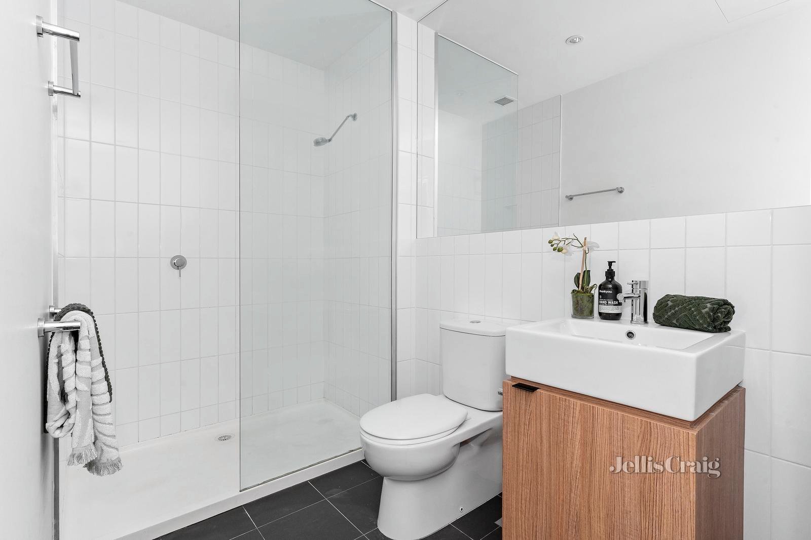 509/255 Racecourse Road, Kensington image 5