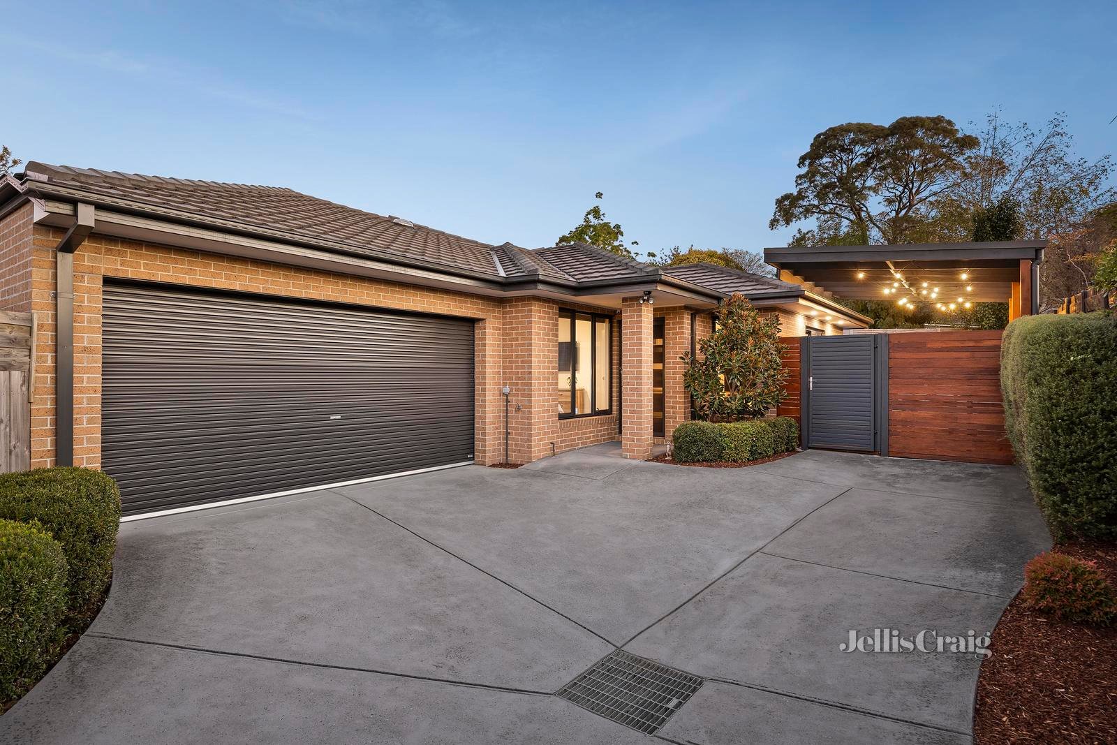 50A Lomond Avenue, Kilsyth image 1