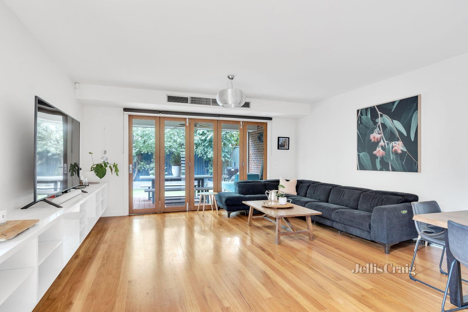 50A Snell Grove, Pascoe Vale image 7