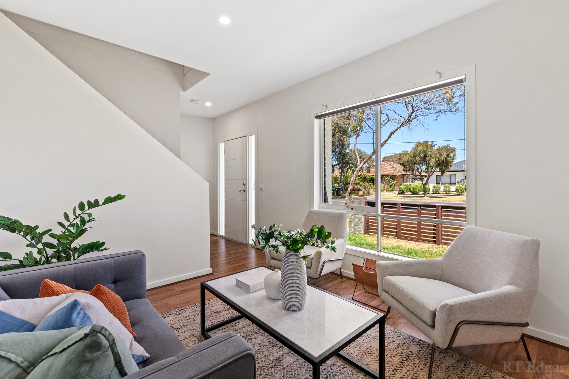 Property Gallery Thumbnail 2