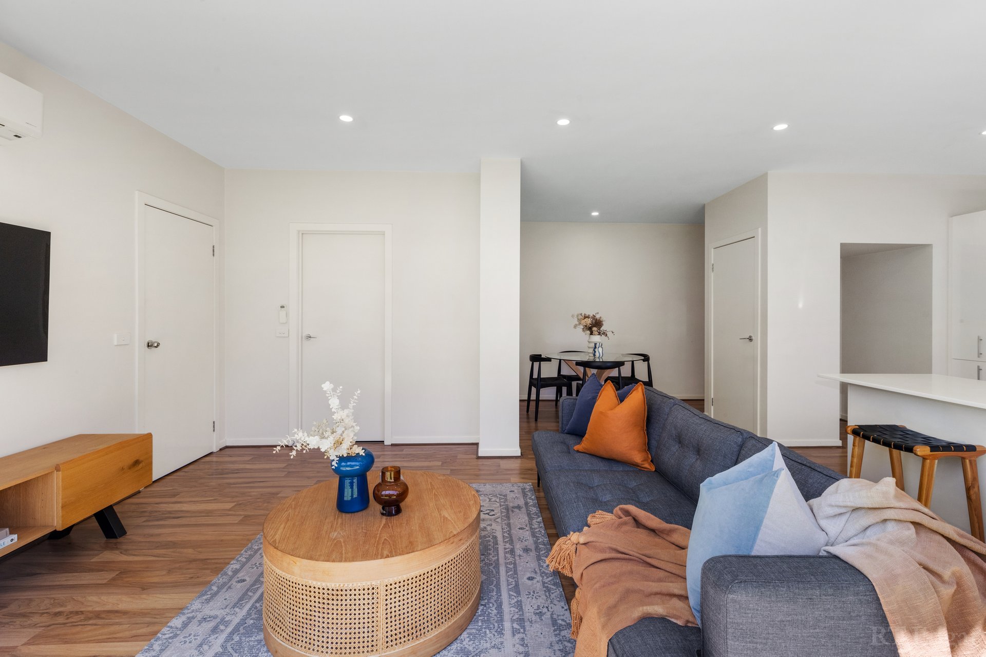Property Gallery Thumbnail 8