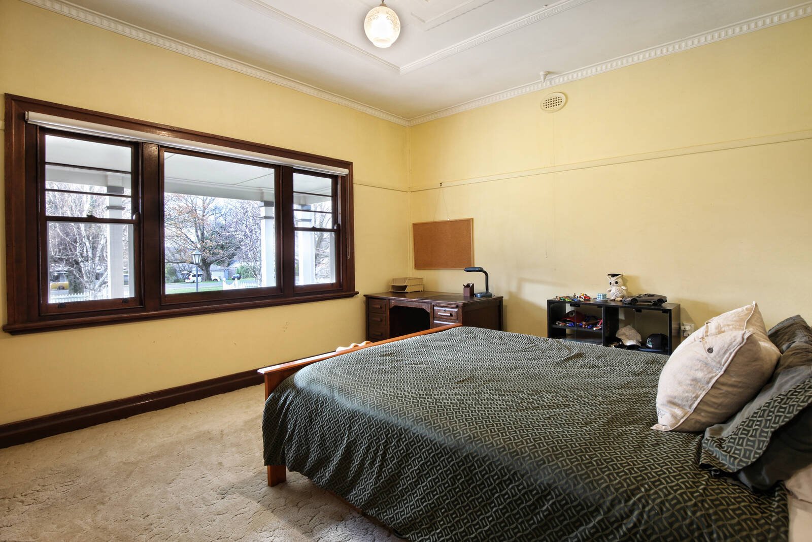 Property Gallery Thumbnail 8