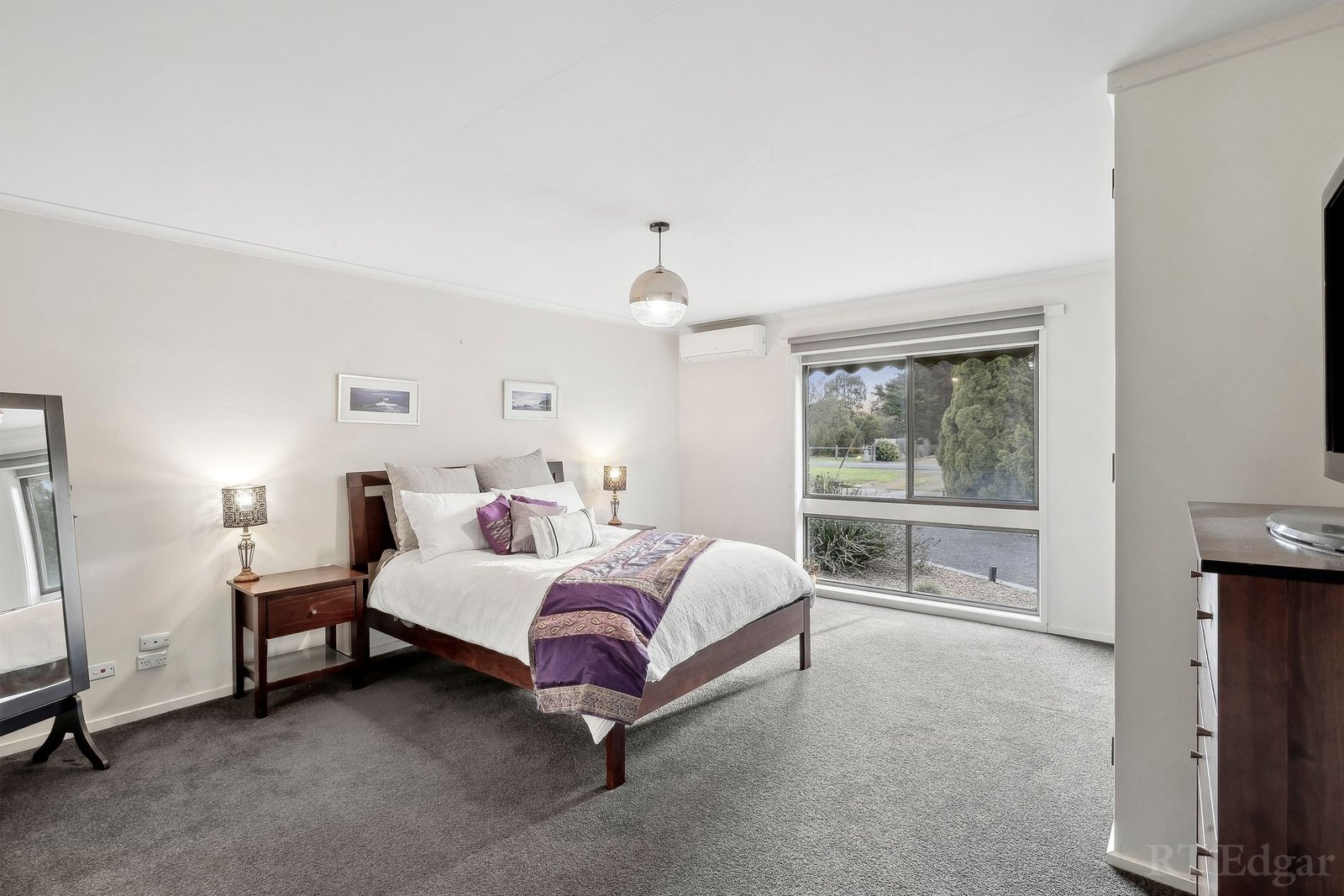 Property Gallery Thumbnail 11