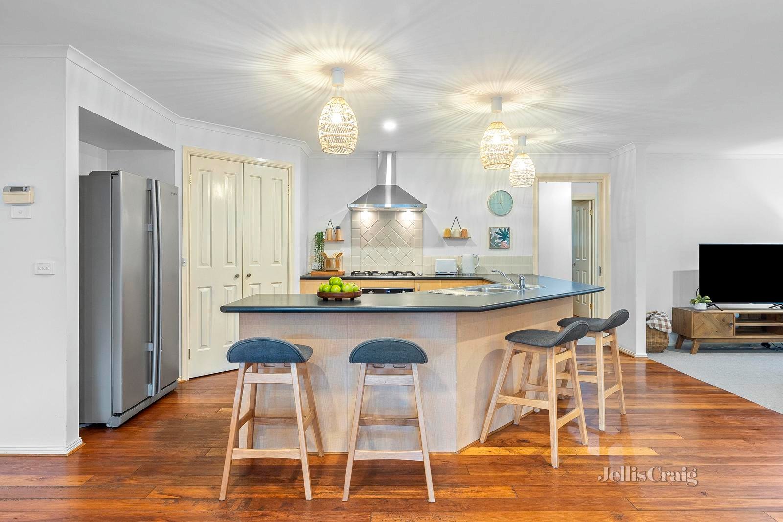 51 Balcombe Drive, Mount Martha image 5