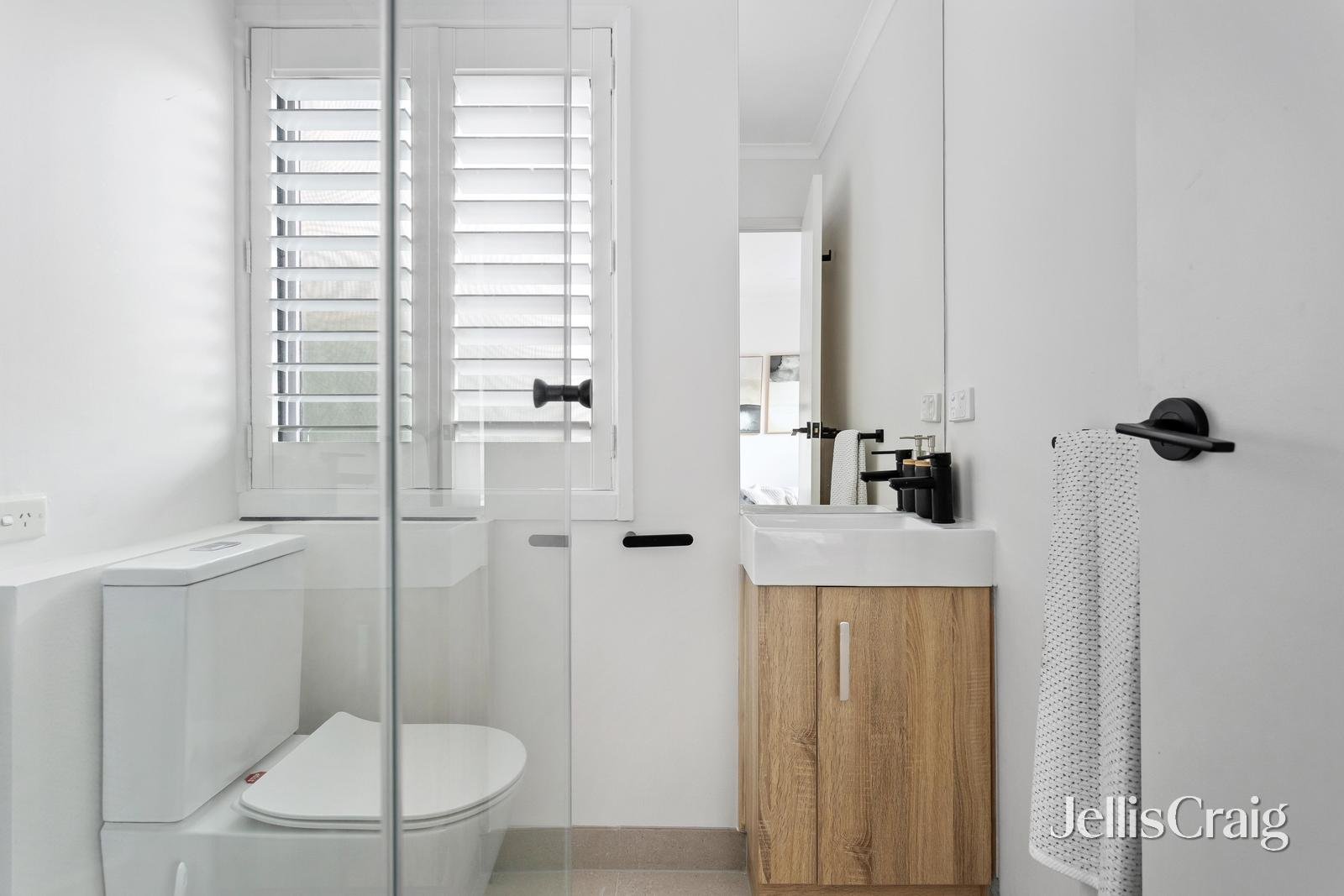 51 Belmont Crescent, Montmorency image 11