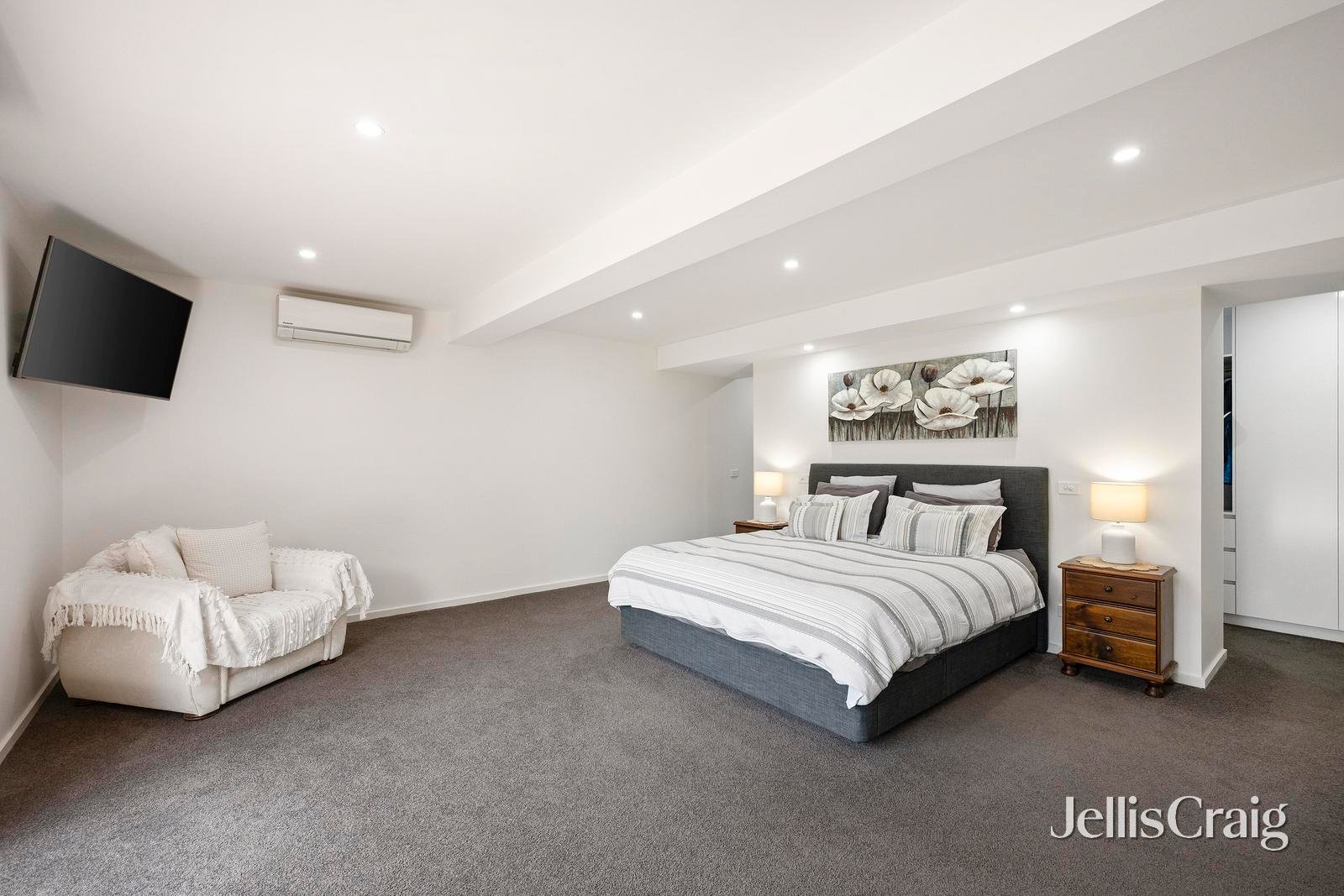 51 Belvedere Drive, Montrose image 12