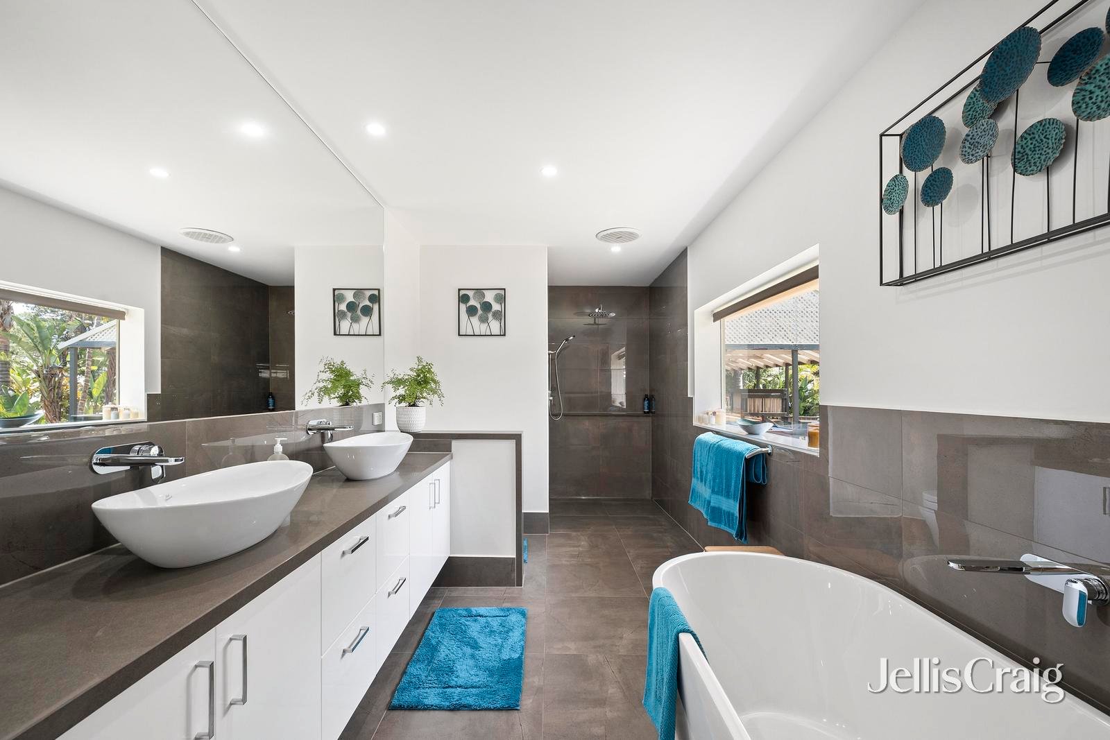 51 Belvedere Drive, Montrose image 13