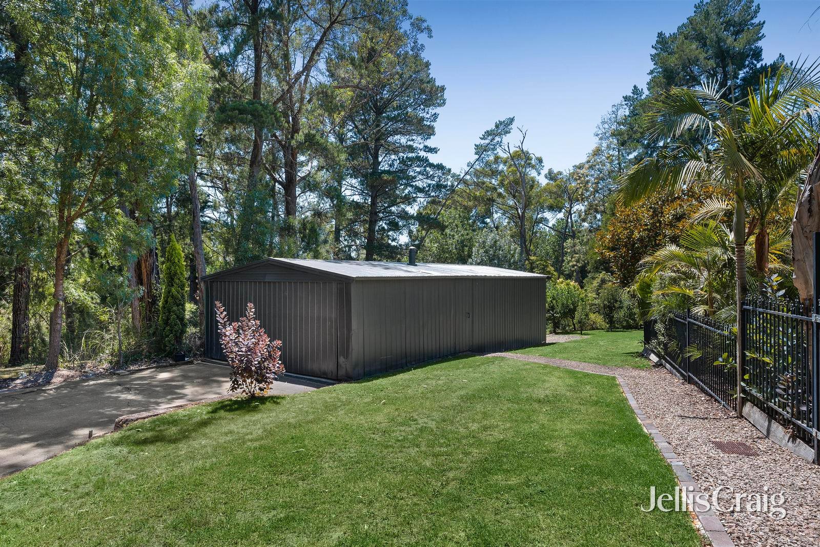 51 Belvedere Drive, Montrose image 27