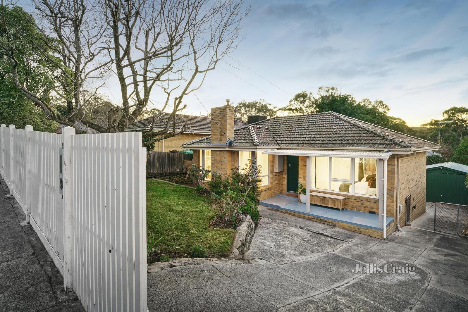 51 Broad Gully Road, Diamond Creek image 2