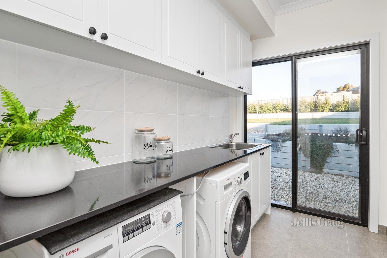 51 Campaspe Drive, Kyneton image 13