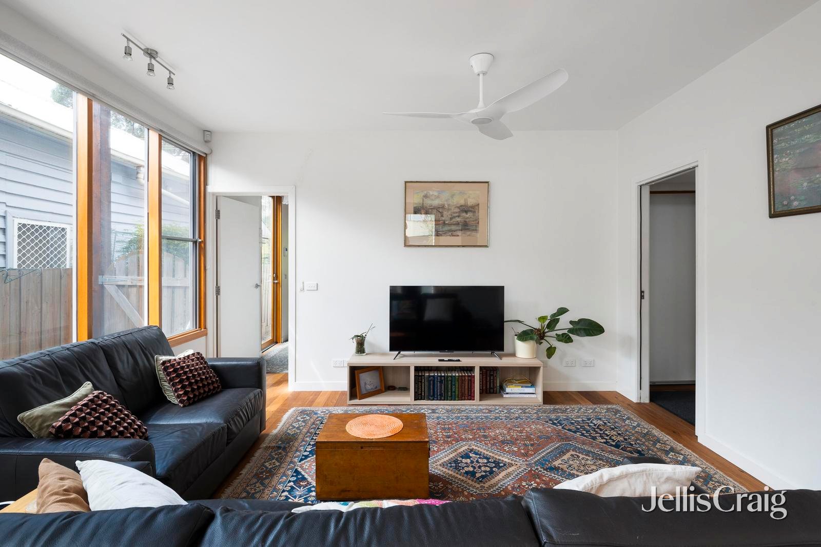 51 Campbell Street, Collingwood image 2