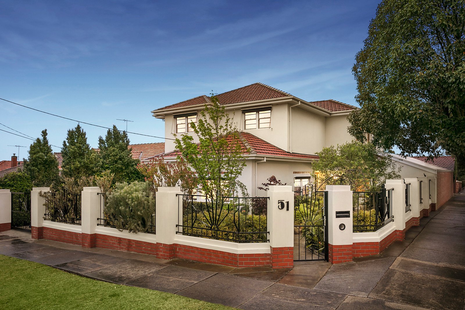 51 Carnarvon Road, Strathmore VIC 3041