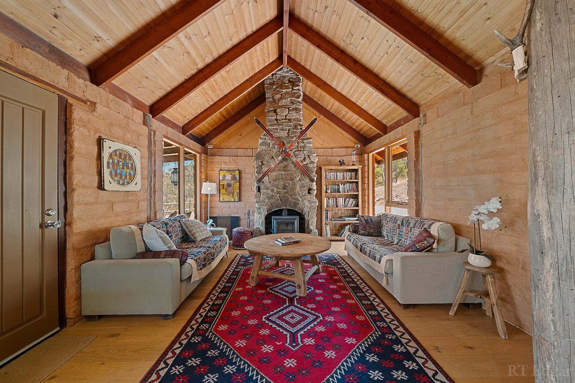 Property Gallery Thumbnail 2
