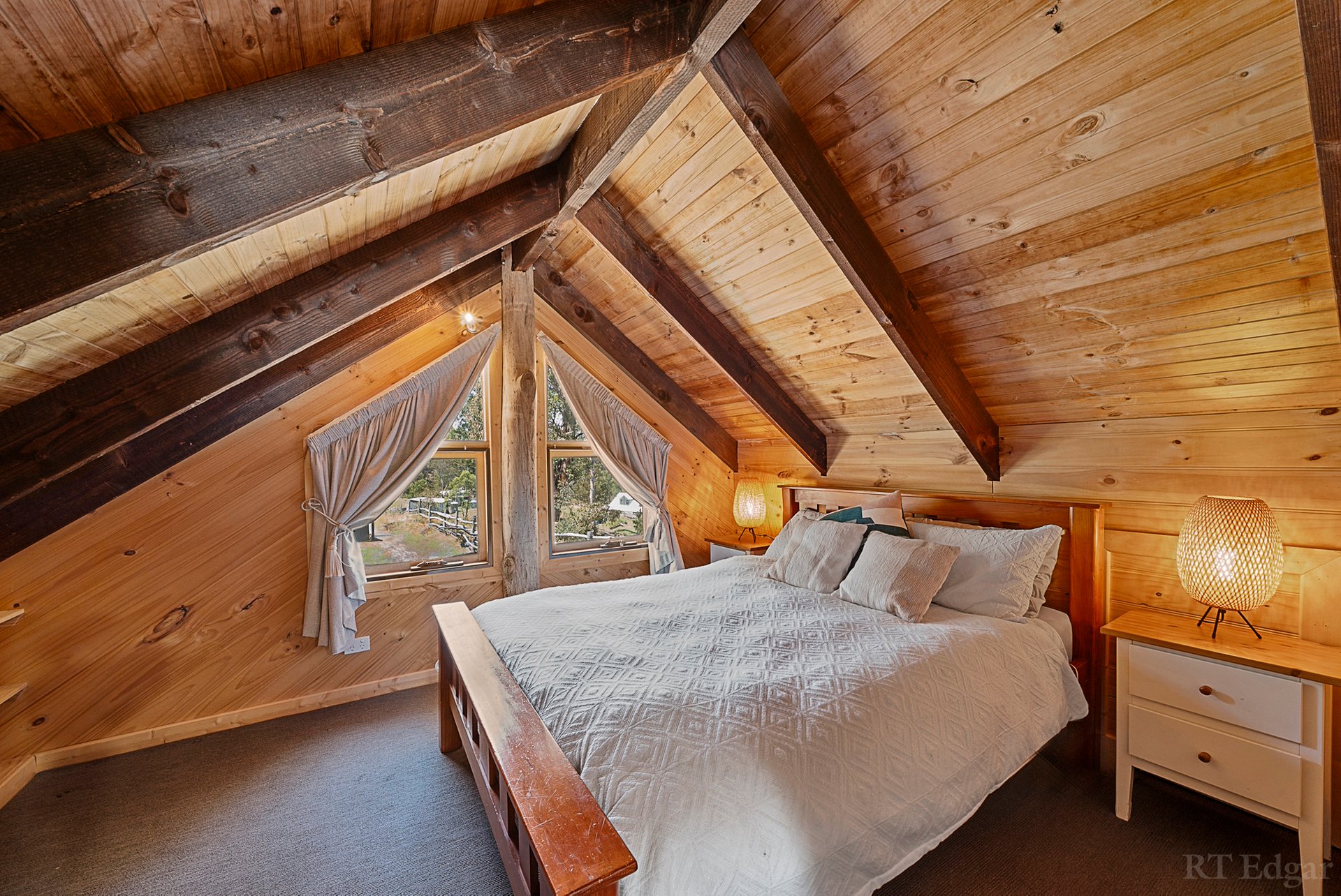 Property Gallery Thumbnail 12