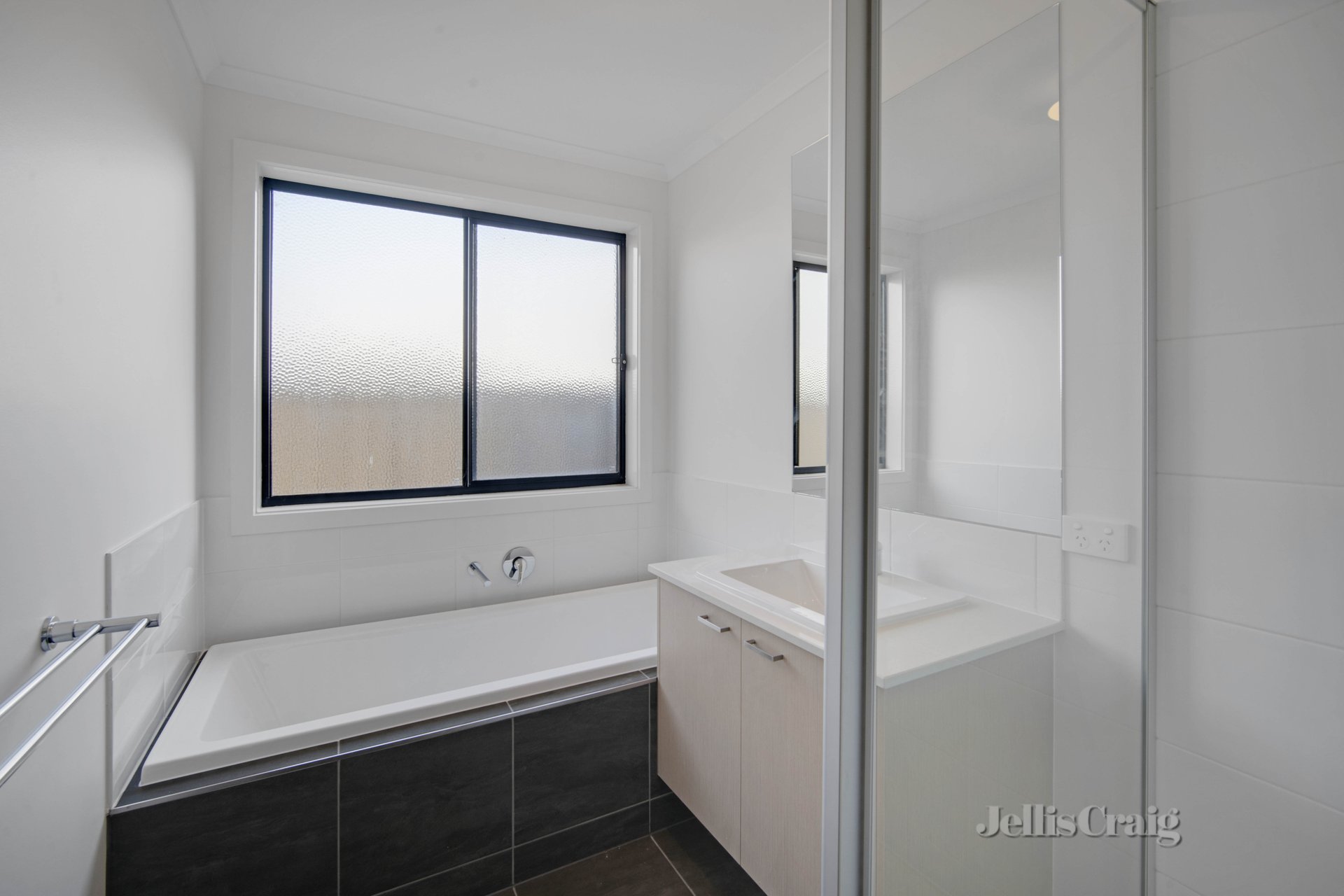 51 Cormorant Grange, Winter&nbsp;Valley image 7