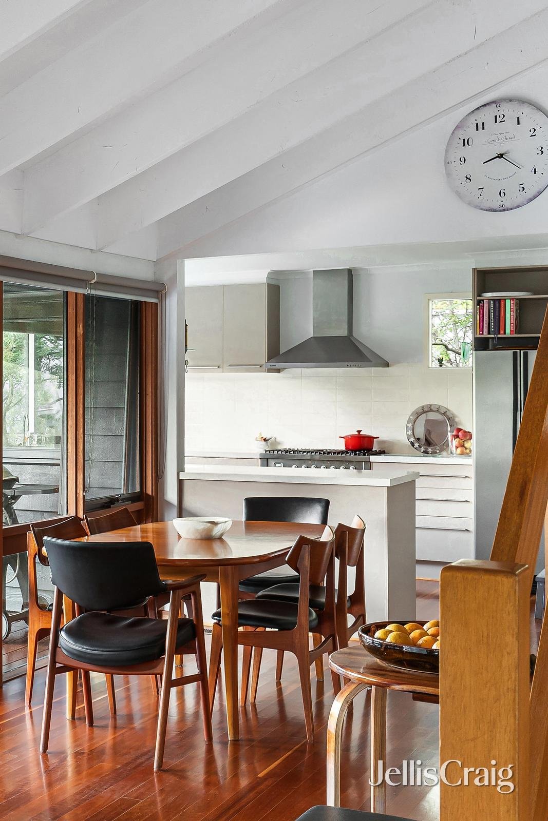 51 Corowa Crescent, Greensborough image 5