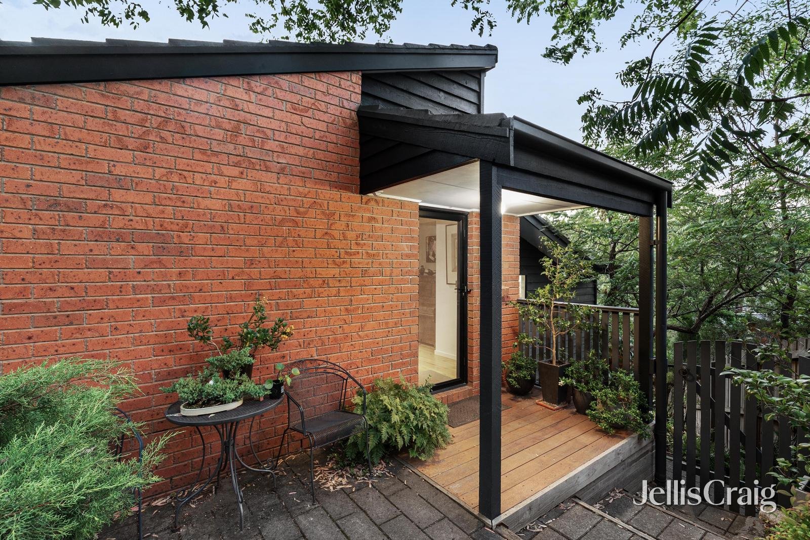 51 Corowa Crescent, Greensborough image 13