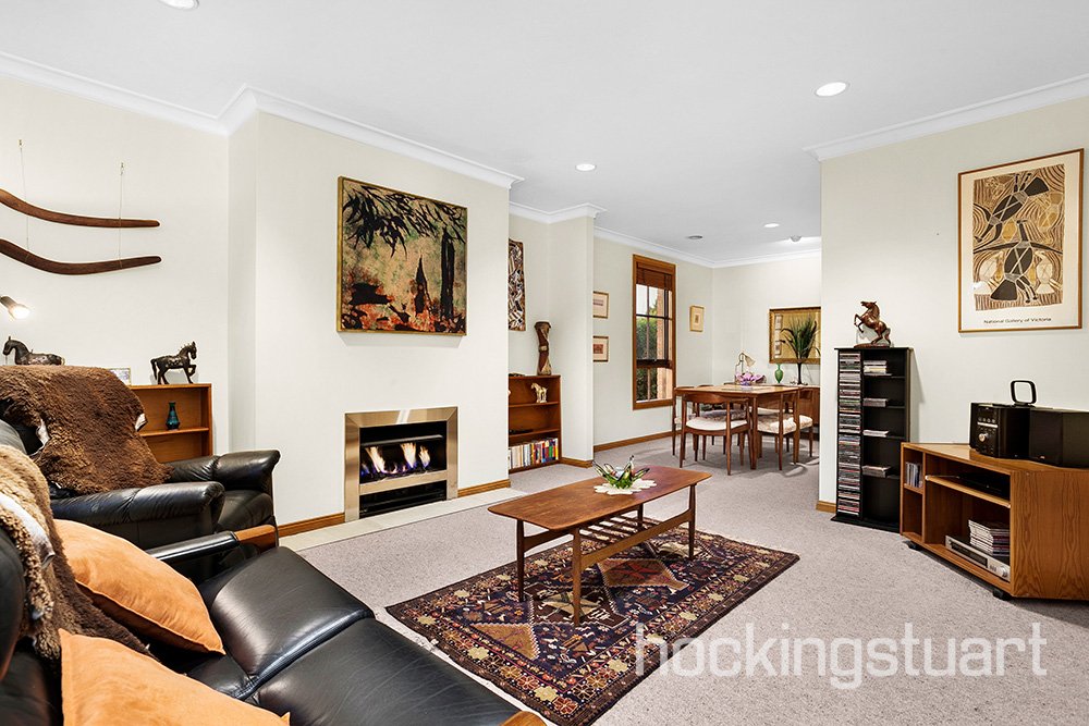 51 Elliott Avenue, Balwyn image 2