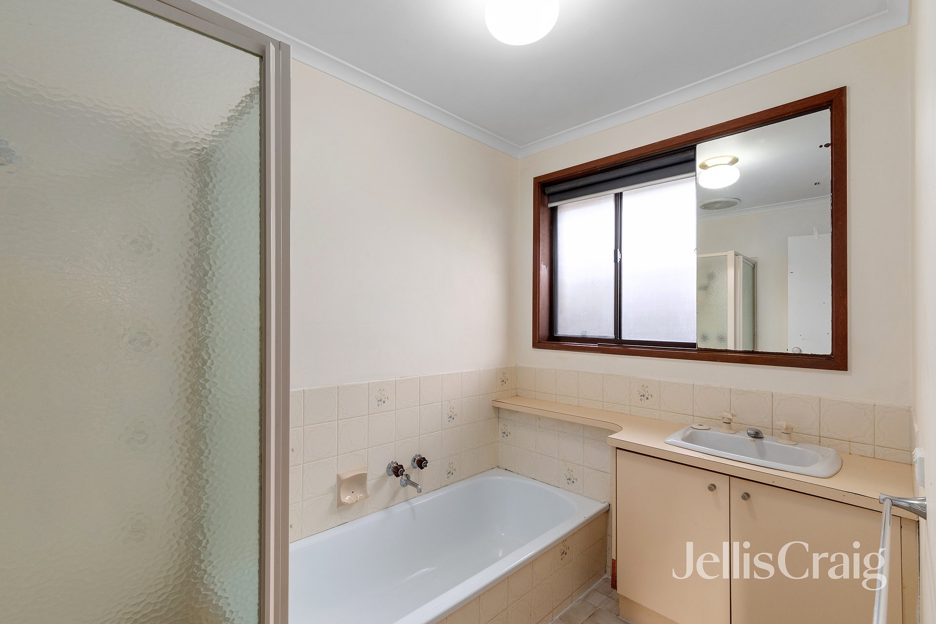 51 Elonera Avenue, Greensborough image 9