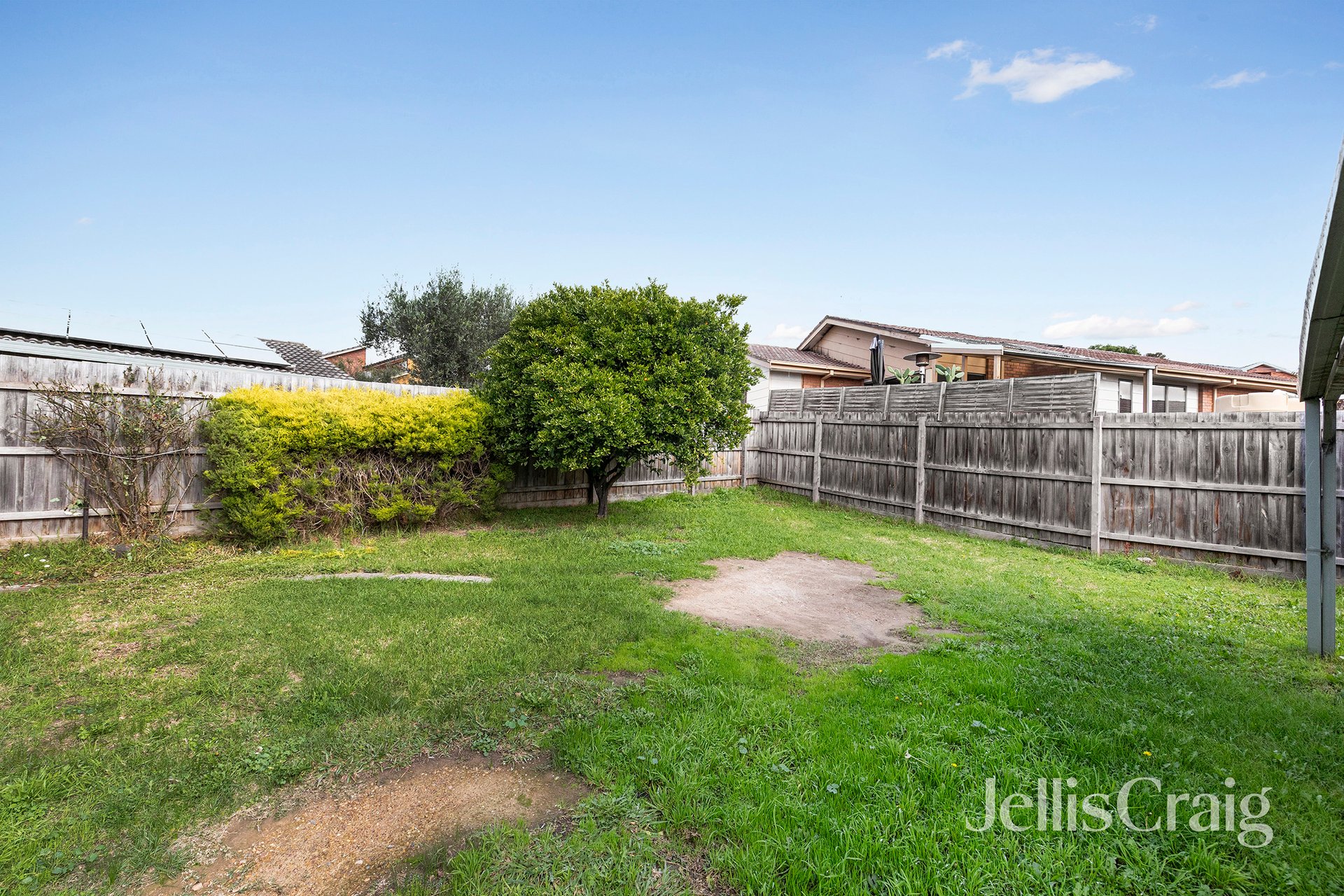 51 Elonera Avenue, Greensborough image 12