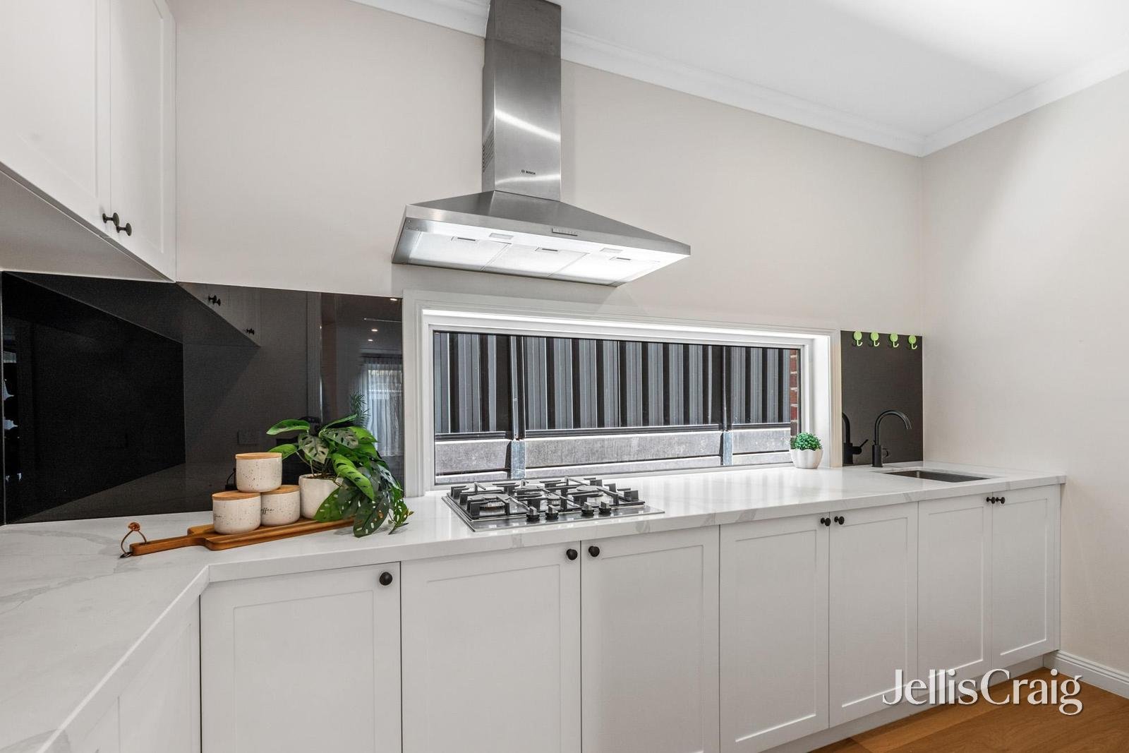 51 Grantley Drive, Glen&nbsp;Waverley image 9