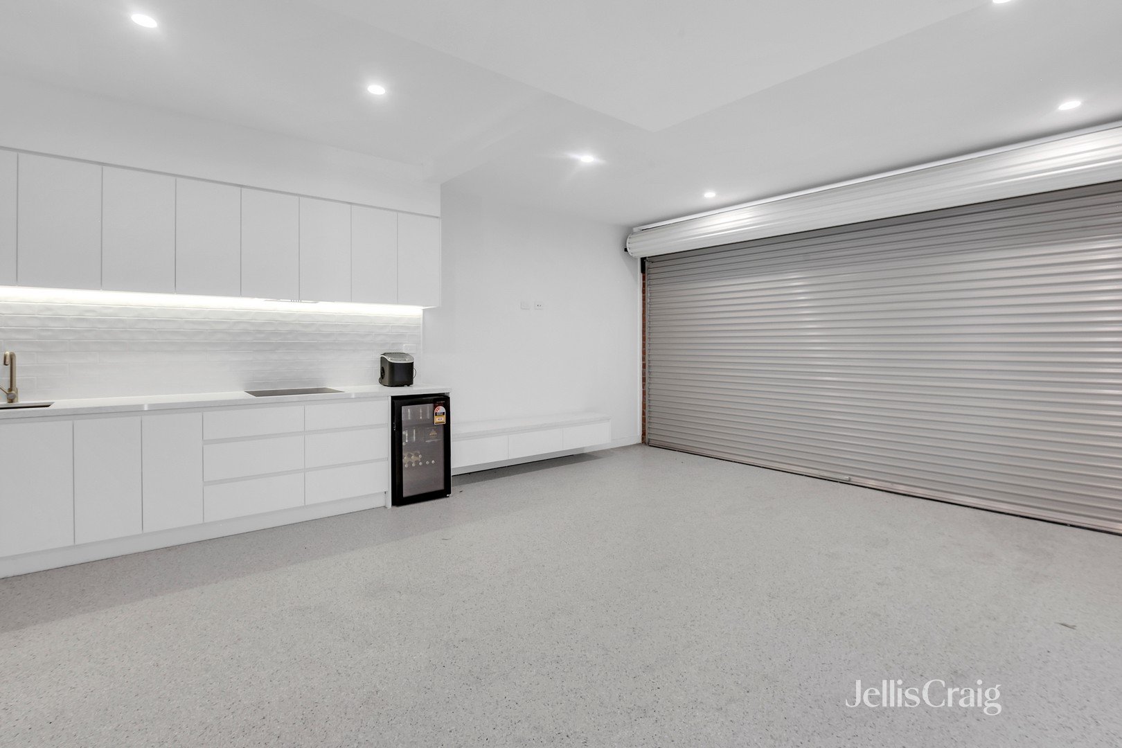 5/1 Hazel Grove, Pascoe Vale image 6