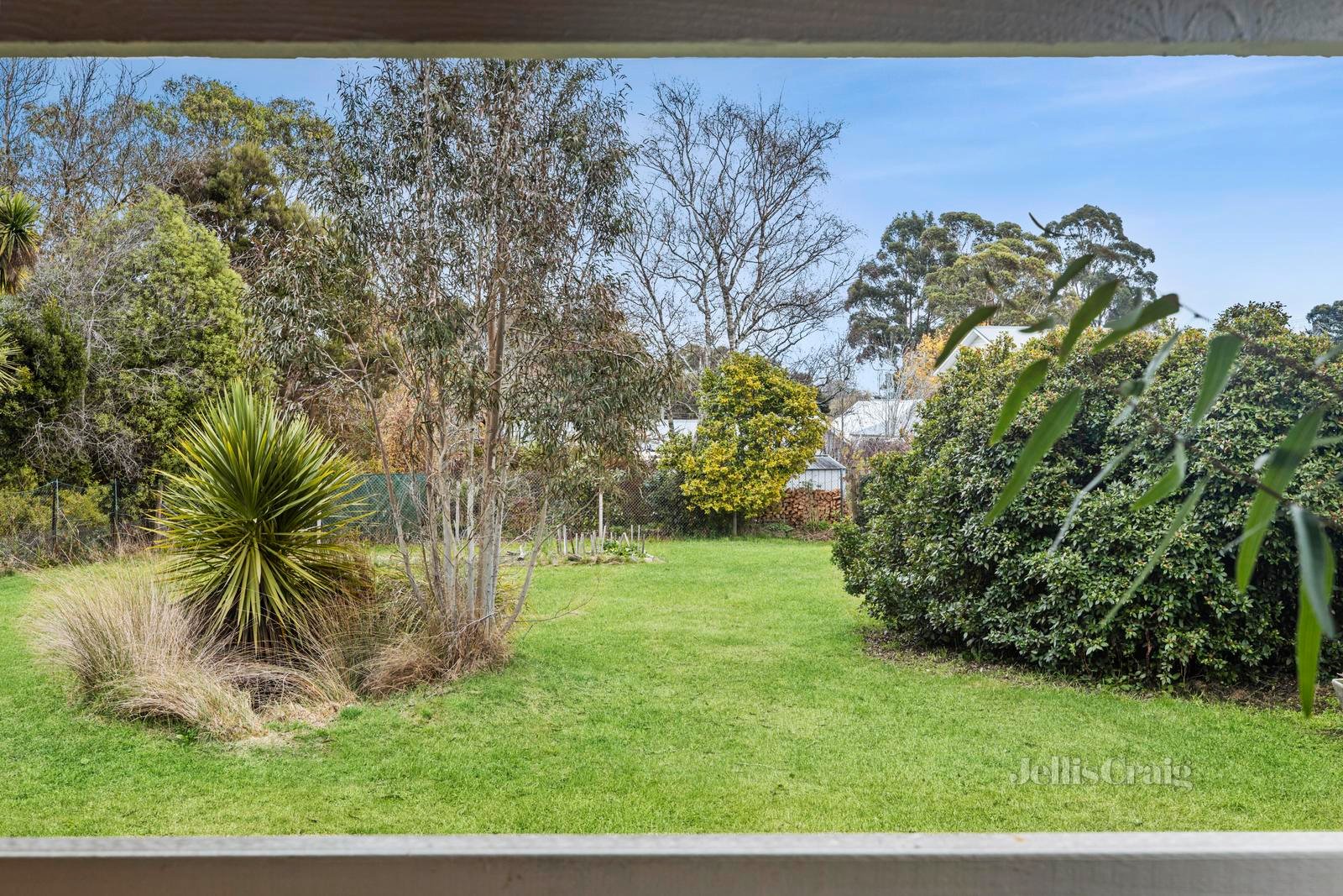 51 High Street, Woodend image 12