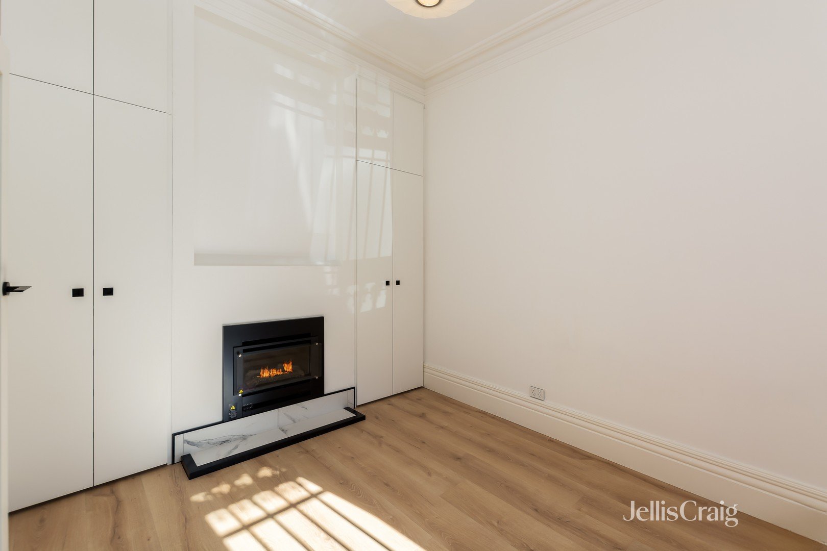51 Ireland Street, West Melbourne image 3