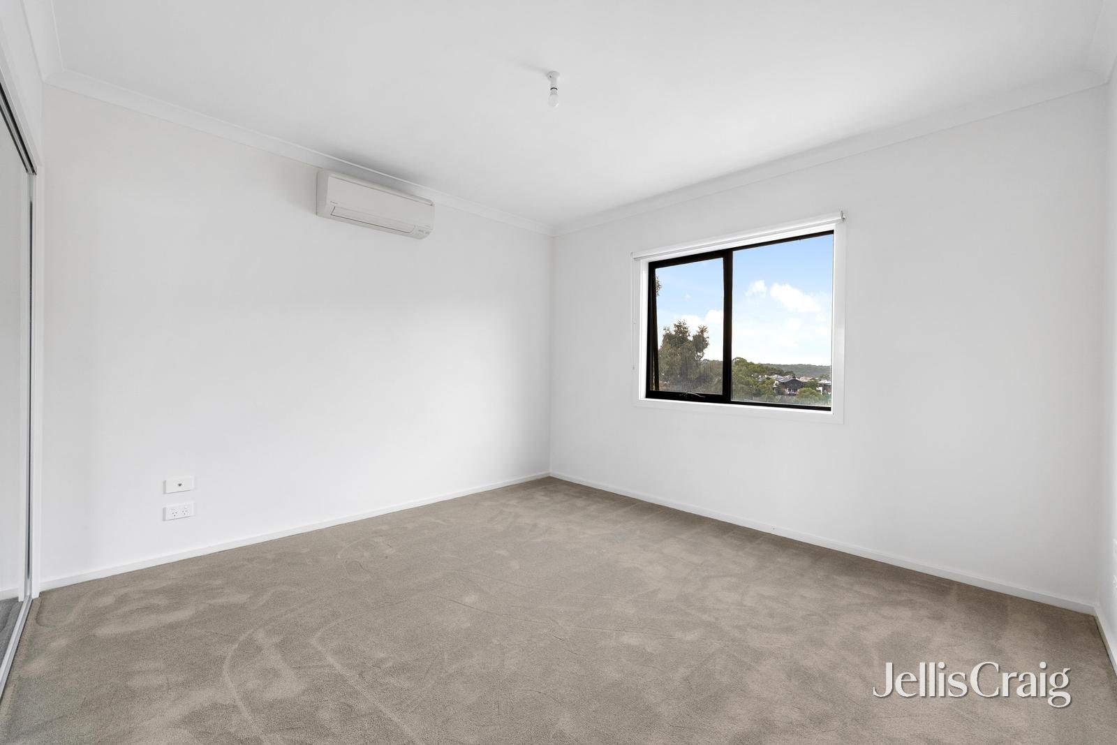 51 Janefield Drive, Bundoora image 9