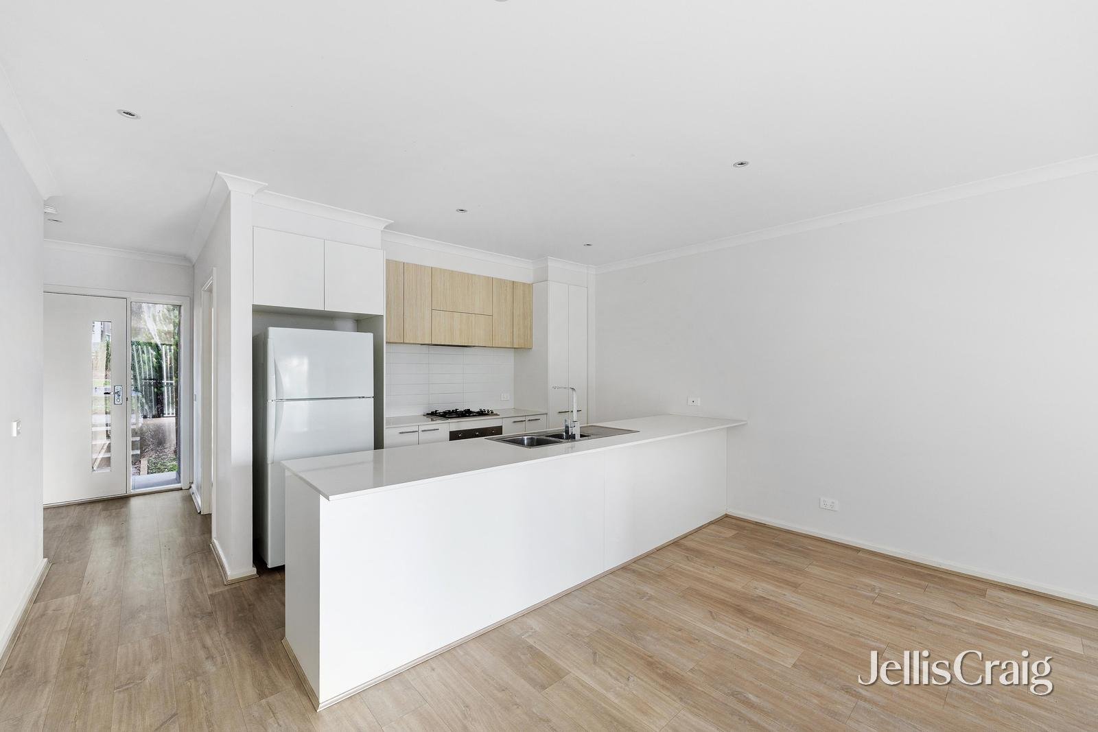 51 Janefield Drive, Bundoora image 3