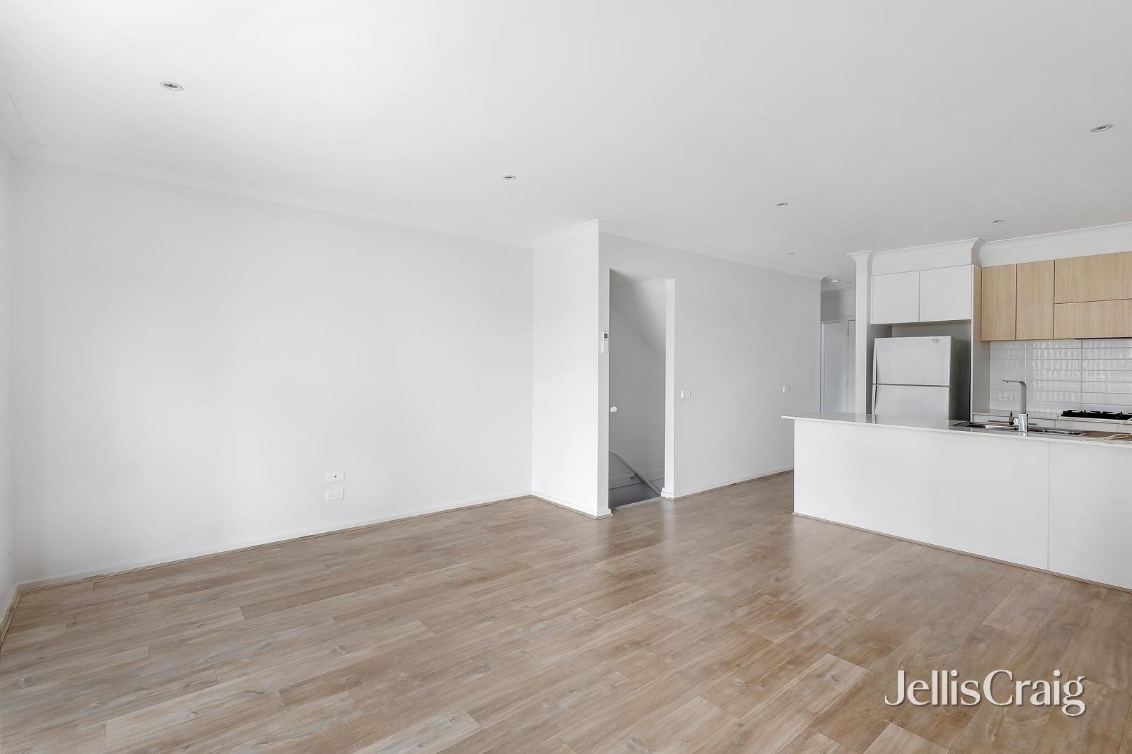 51 Janefield Drive, Bundoora image 4