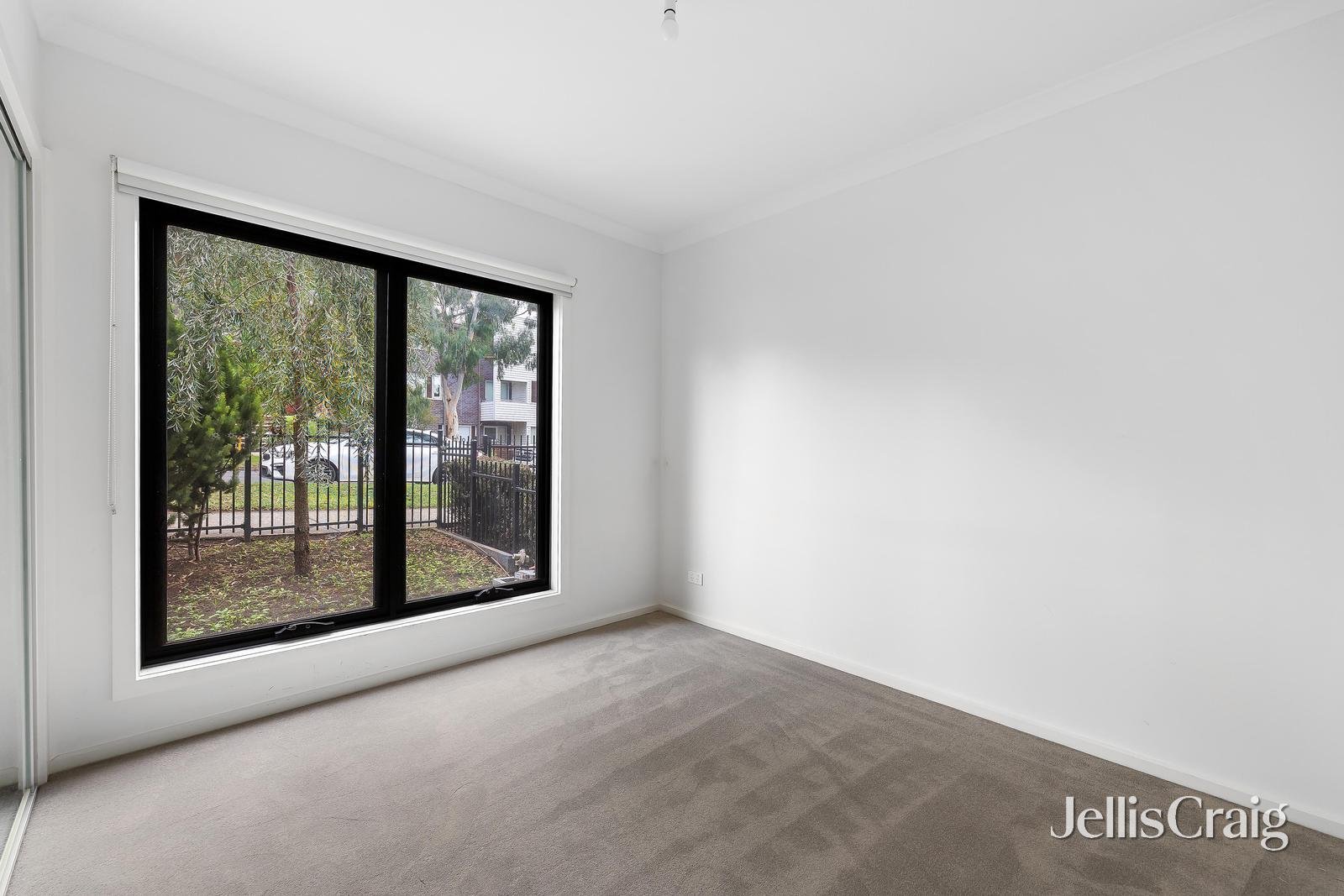 51 Janefield Drive, Bundoora image 8