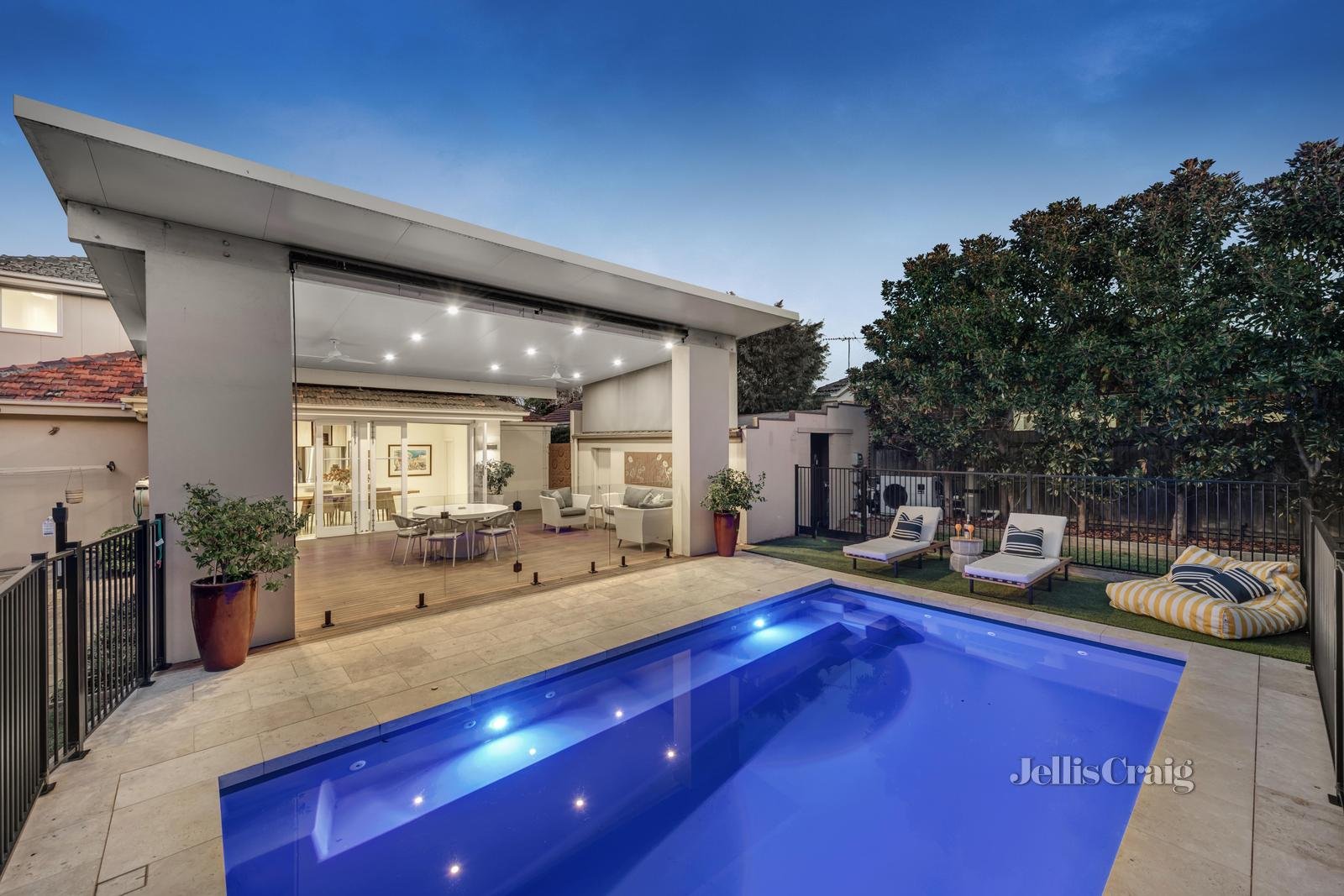 51 Jasper Road, Bentleigh image 12