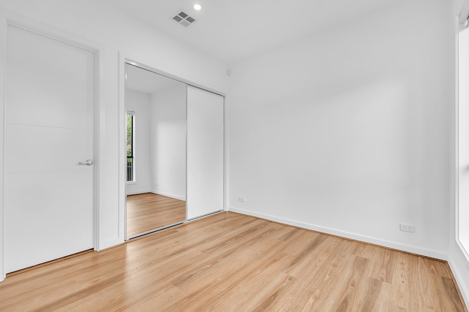 5/1 Kennedy Street, Glen Waverley image 6