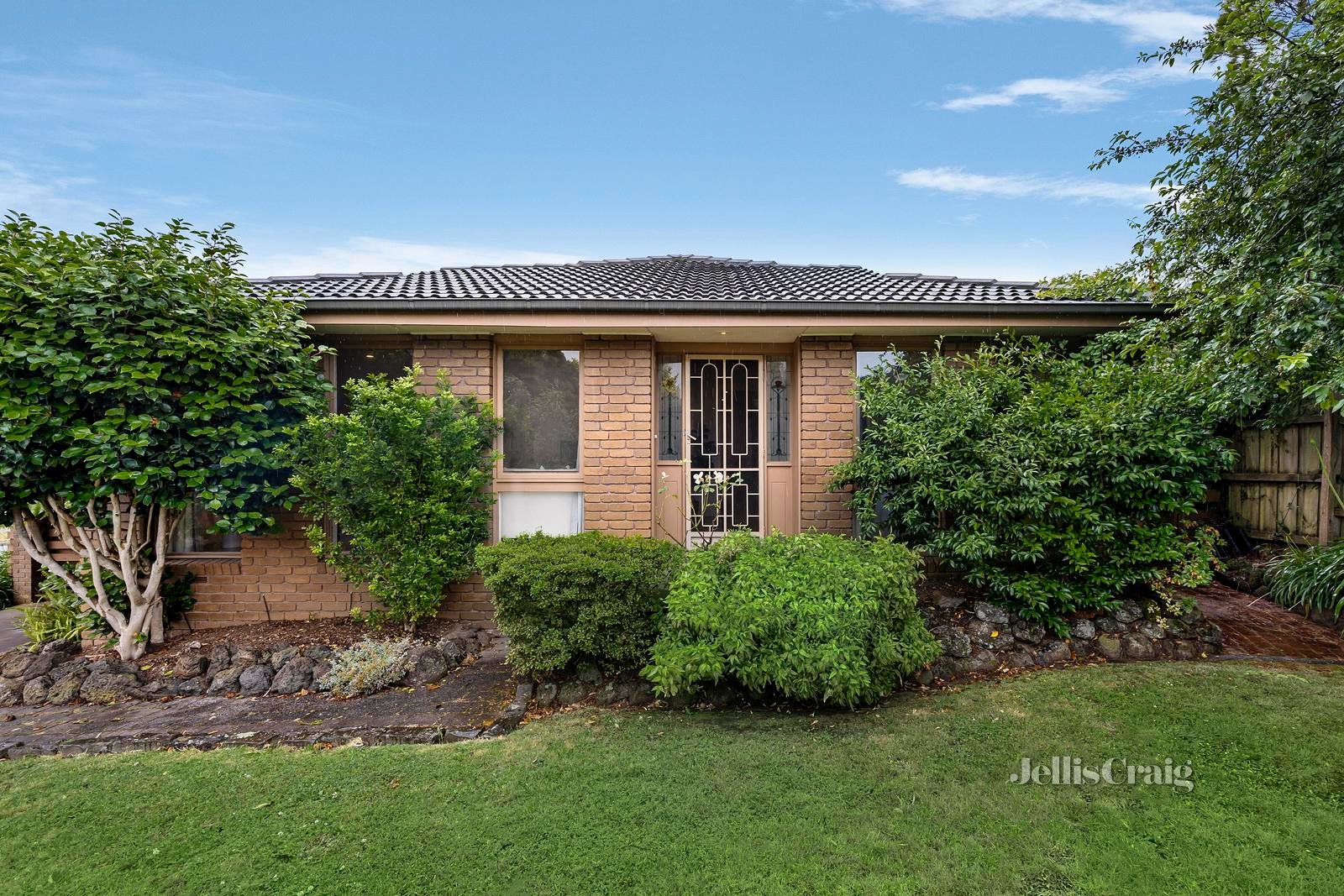 51 Landscape Drive, Mooroolbark image 1