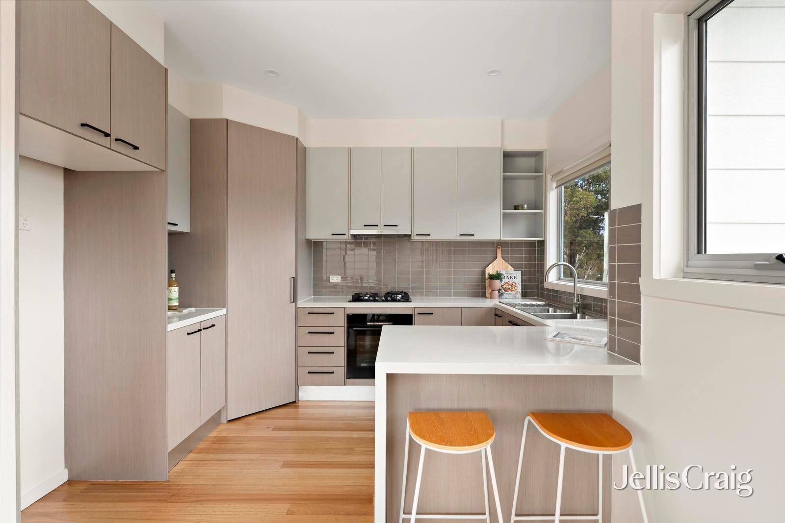 51 Melissa Street, Strathmore image 5