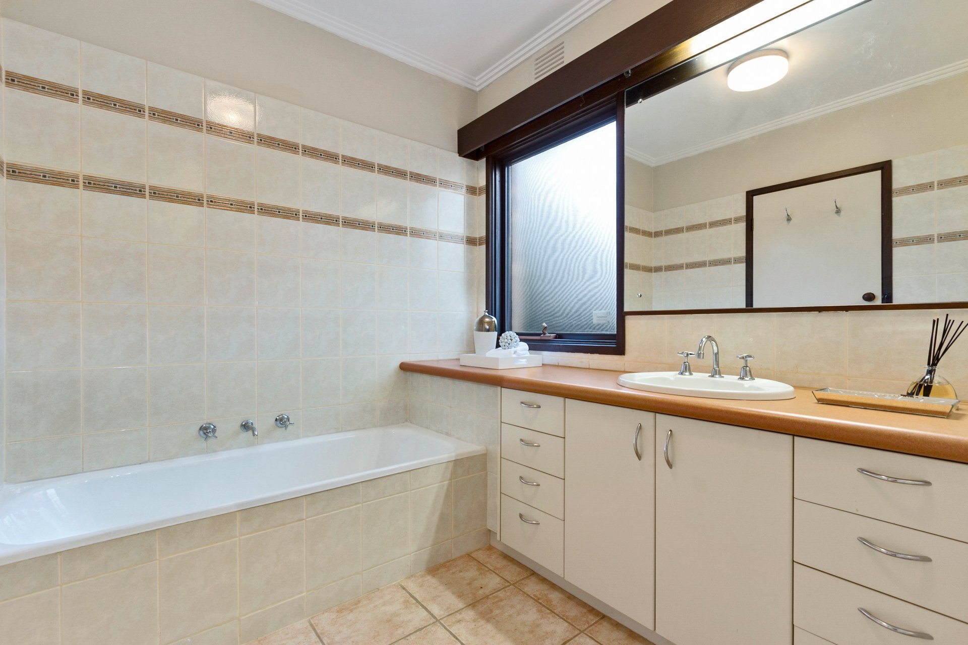 51 Olympus Drive, Templestowe Lower image 10