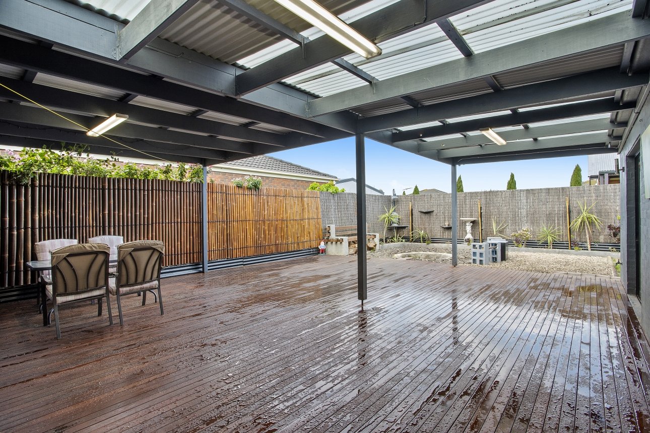 51 Paramount Crescent, St Albans Park image 5